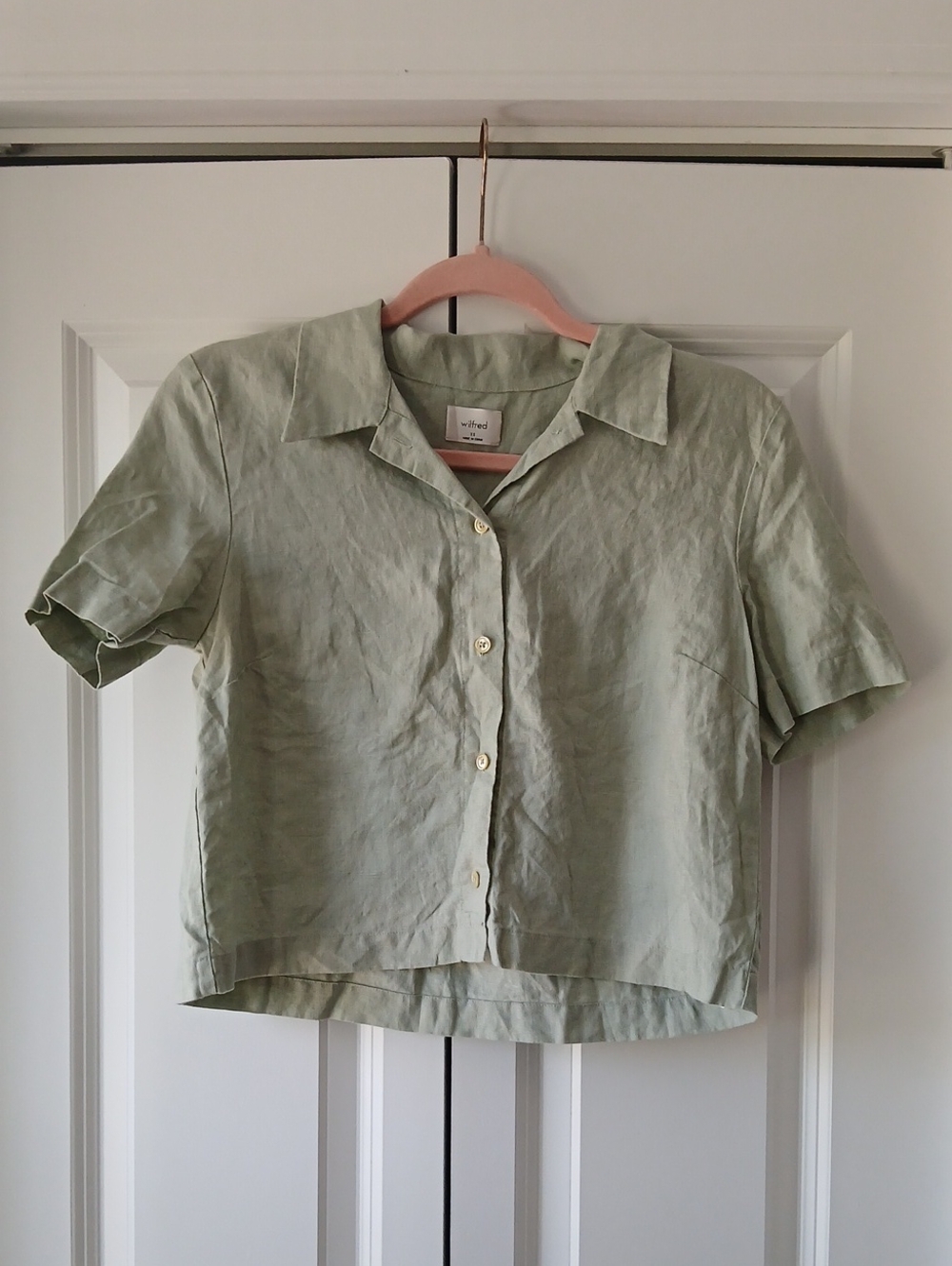 Aritzia Wilfred green ‘gelato’ Organic linen crop short sleeve button up top XS